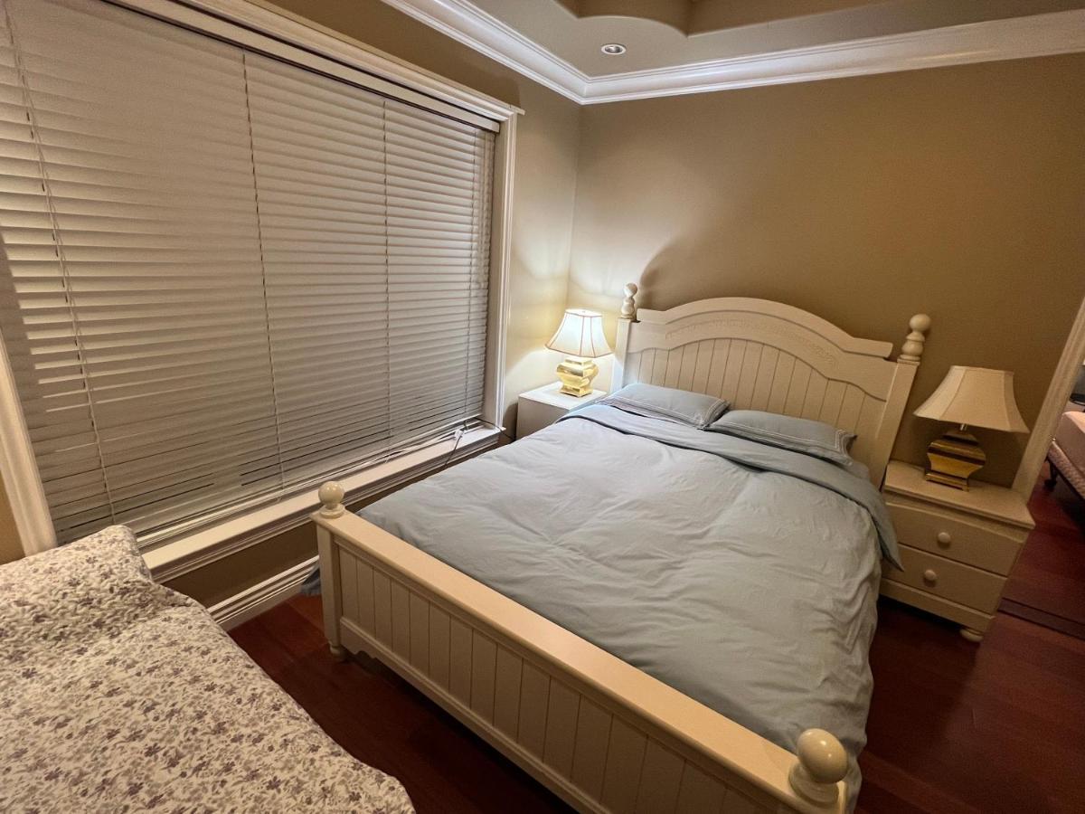 Lucky Suite, Two-Bedroom Suite With Independent Entrance In Richmond Close To Yvr Dış mekan fotoğraf